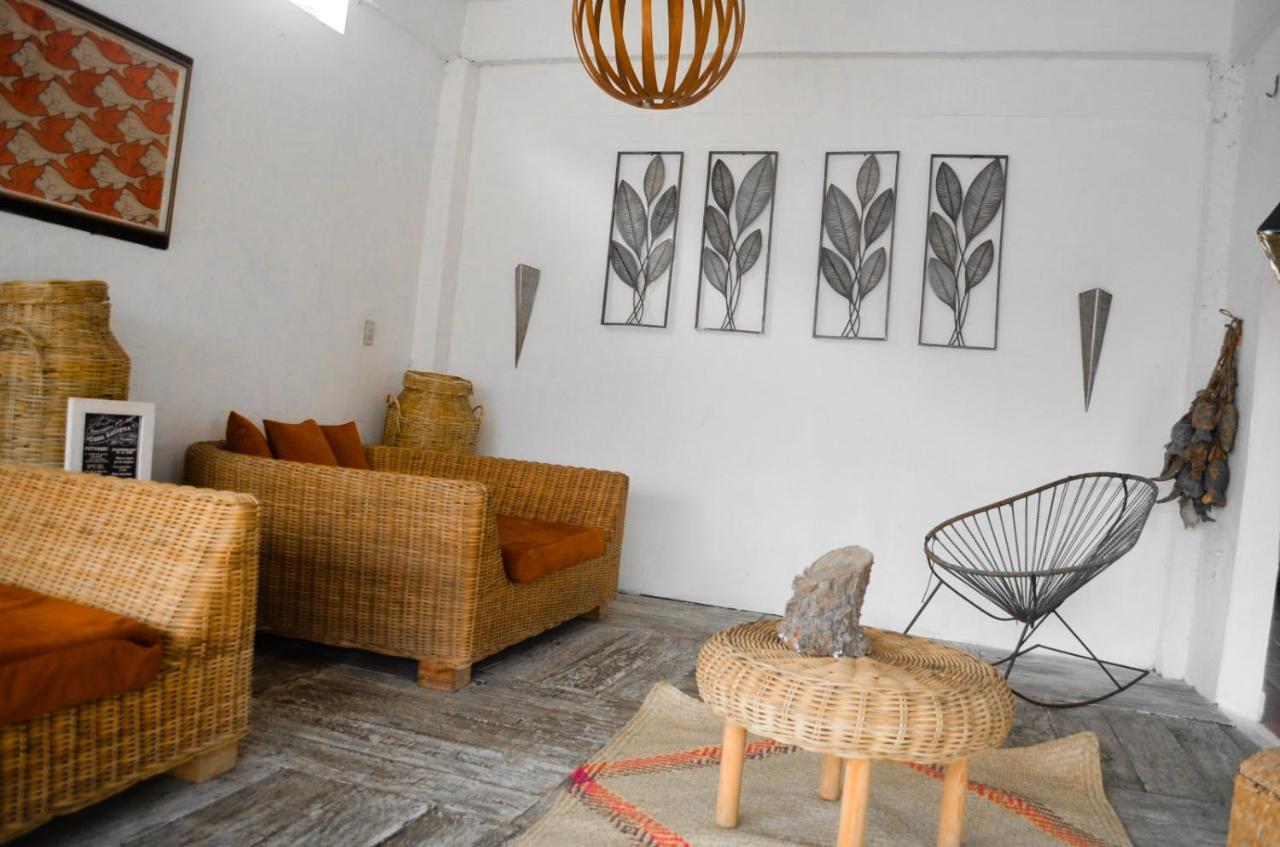 Posada Casa Antigua Теколутла Екстериор снимка